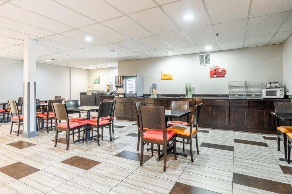 อาหารและเครื่องดื่ม