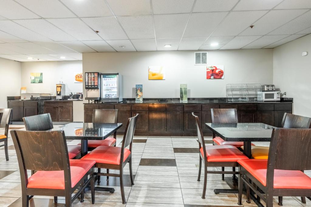 อาหารและเครื่องดื่ม