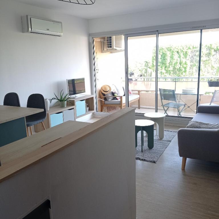 Appartement cosy Sanary centre-Climatisé-Parking privé - 1