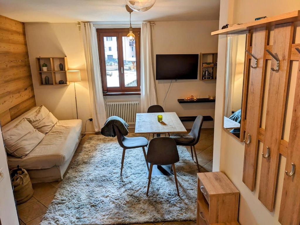 Cozy & Modern Lodge - 2