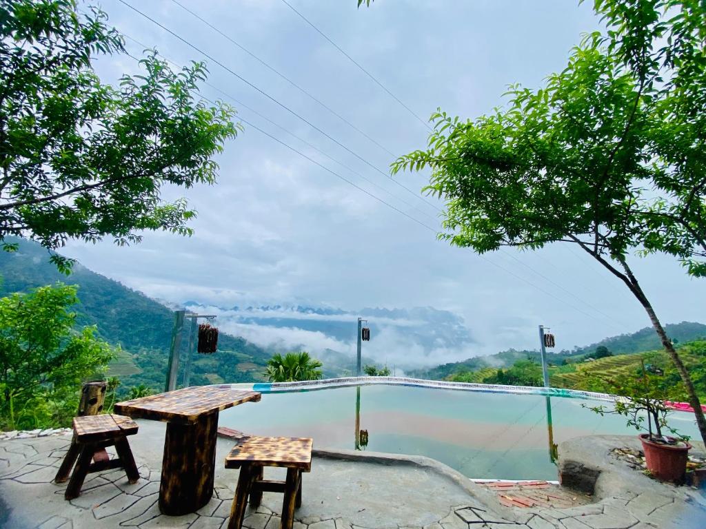Khuoi My Homestay