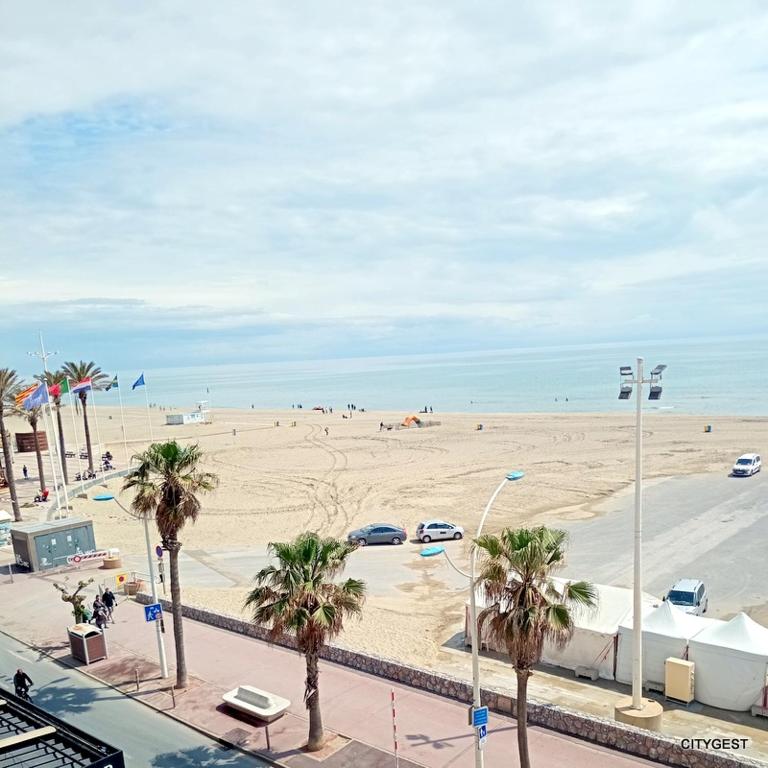 Superbe appartement T3 Vue Mer, terrasse avec Parking Privé 6ARAX17, Canet-en-Roussillon