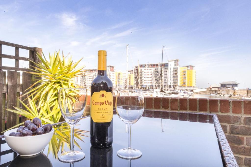 Quayside - family friendly waterside home, Pevensey