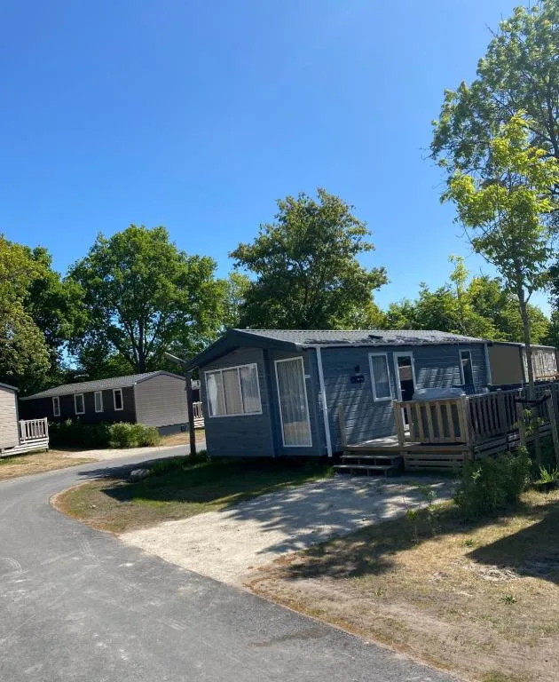 4 persoons chalet HZ 22, hotel in Lauwersoog