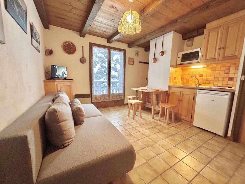 Studio Cabine, 4 Pers. - Balcon, Parking Privé, à 100m des Pistes et Commerces - FR-1-595-77, Crest-Voland