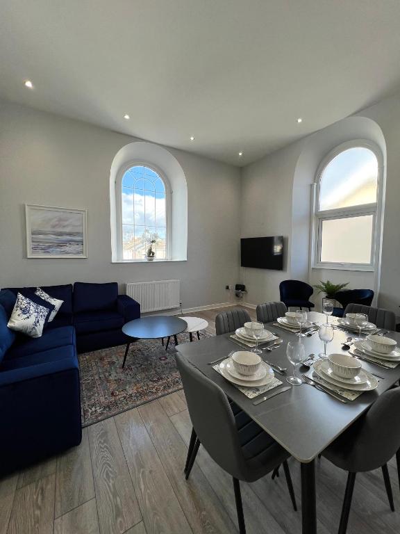 Welsh Getaway Apartment - Town Centre, Merthyr Tydfil