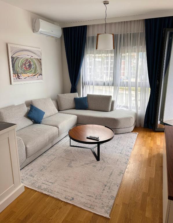 Apartment Novi Bar - 1