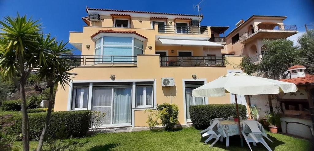 OYRANIA -Μαυροβούνι Γυθείου- Σπίτι με θέα, Mavrovouni