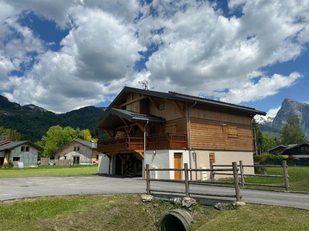 Charmant T3 avec terrasse et vue montagnes, 2 chambres à Morillon - 4
