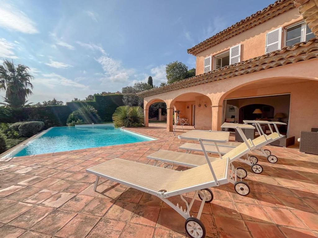 Villa Provençale de Charme avec Piscine et Vue mer - 1