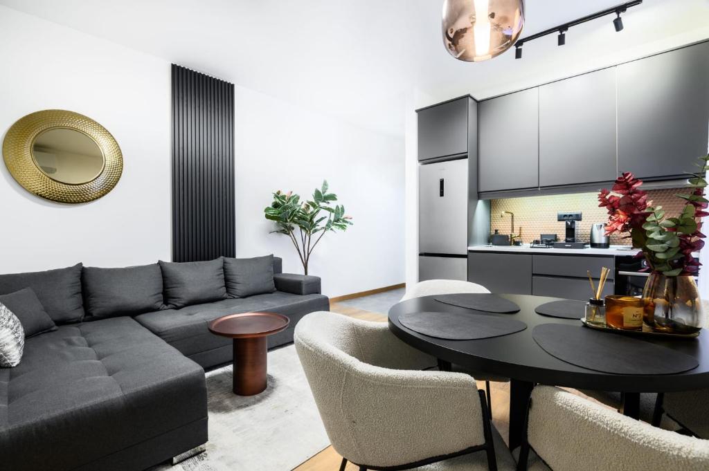 Tasmajdan park, 15 minutes by walk to Knez Mihajlova Centar - 1