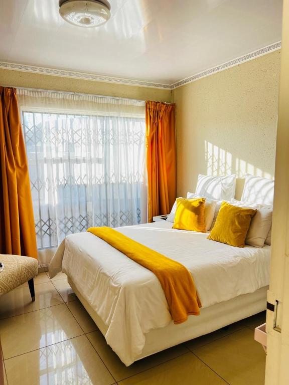 The Barberton Nest, Barberton