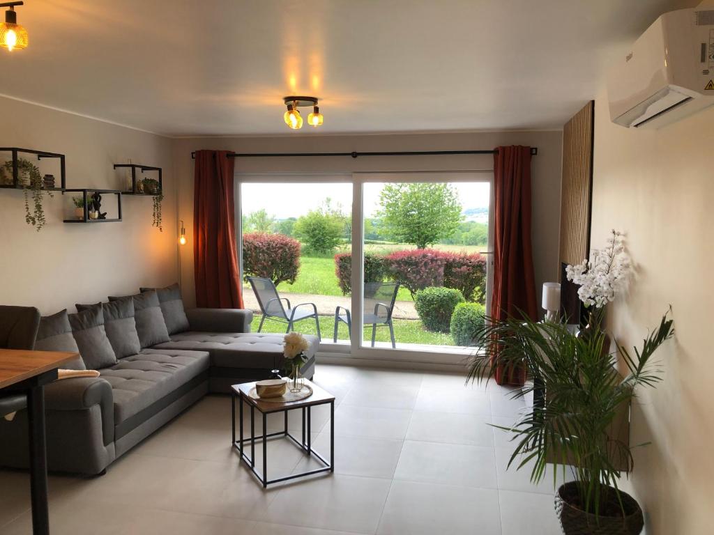 Joy at Durbuy, Durbuy