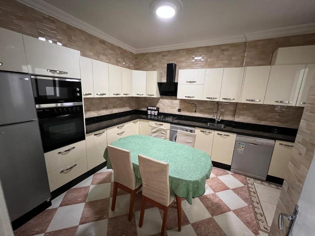 Appartement 1 luxueux vue mer, Al Hoceïma