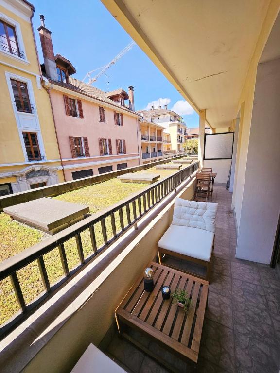 T2 avec balcon - Rue Royale 5min du Lac - 5