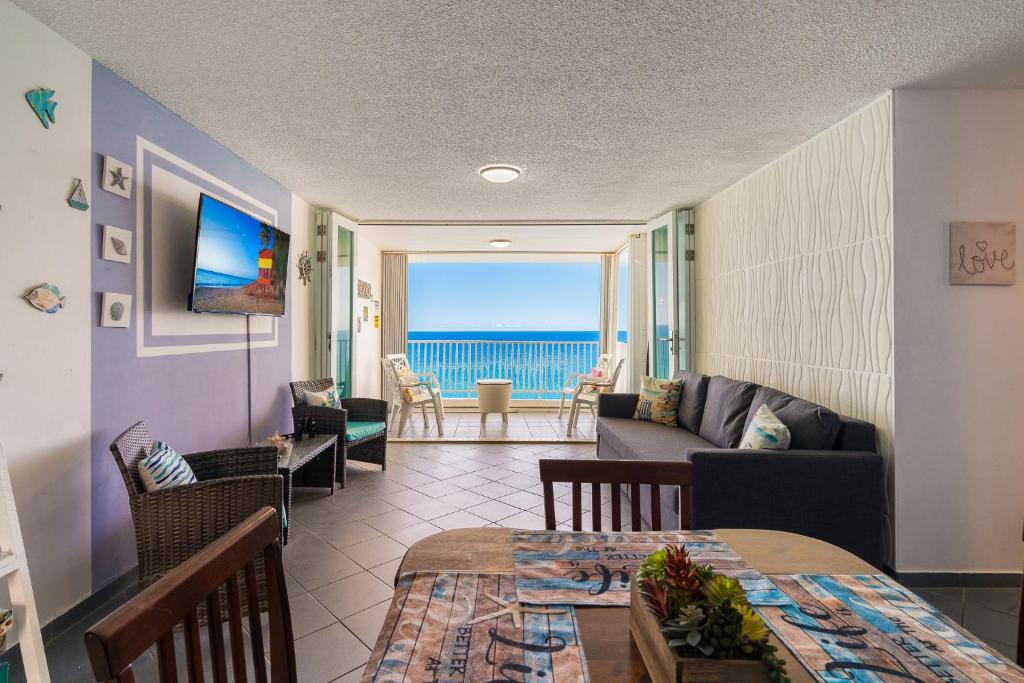 Ocean Front Amazing view - Sandy Hills by PH, Luquillo