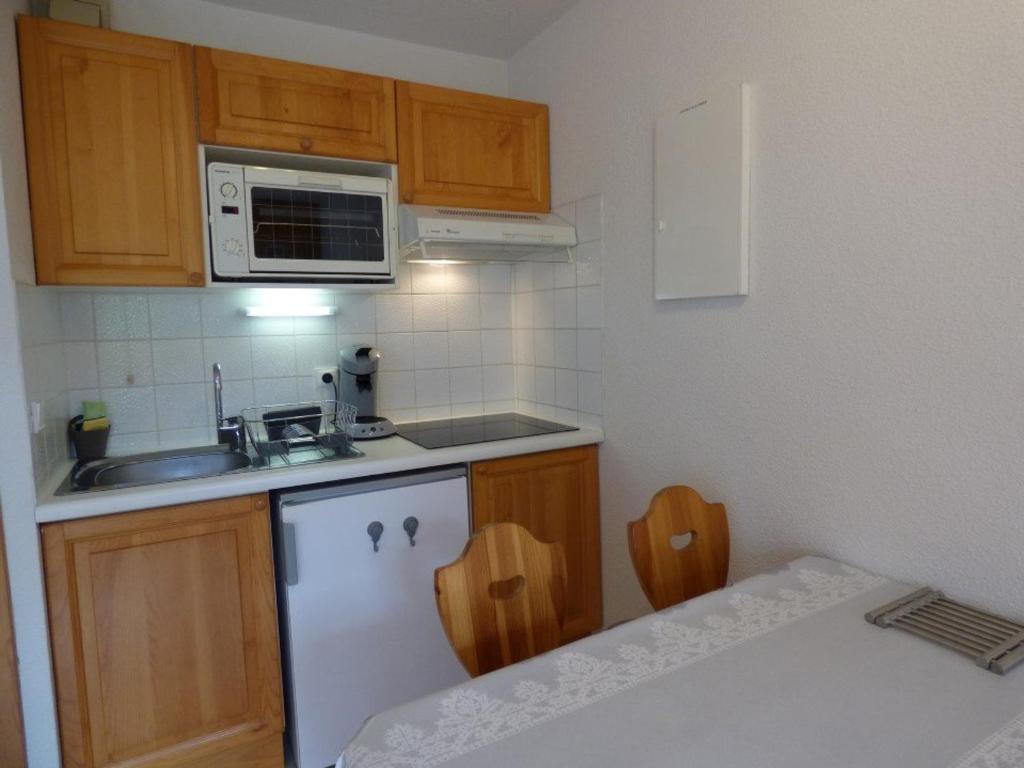 Studio rénové 4 pers - accès direct aux pistes - FR-1-458-224 - 5
