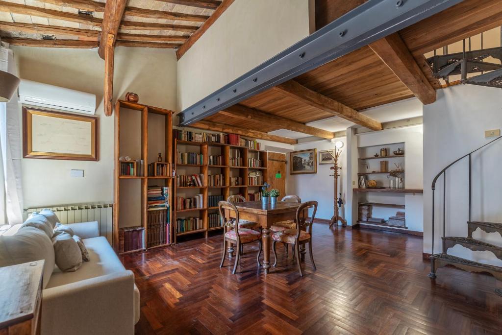 Monti Sweet Apartment - Charme Holidays - 5