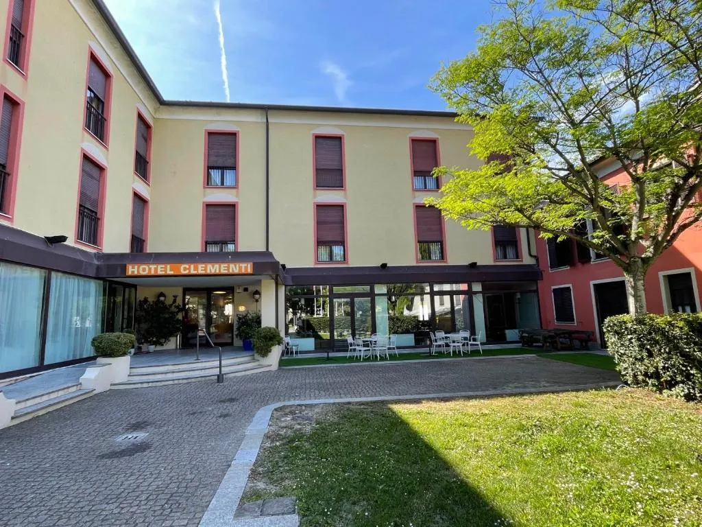 Hotel Clementi, hotel in Salice Terme
