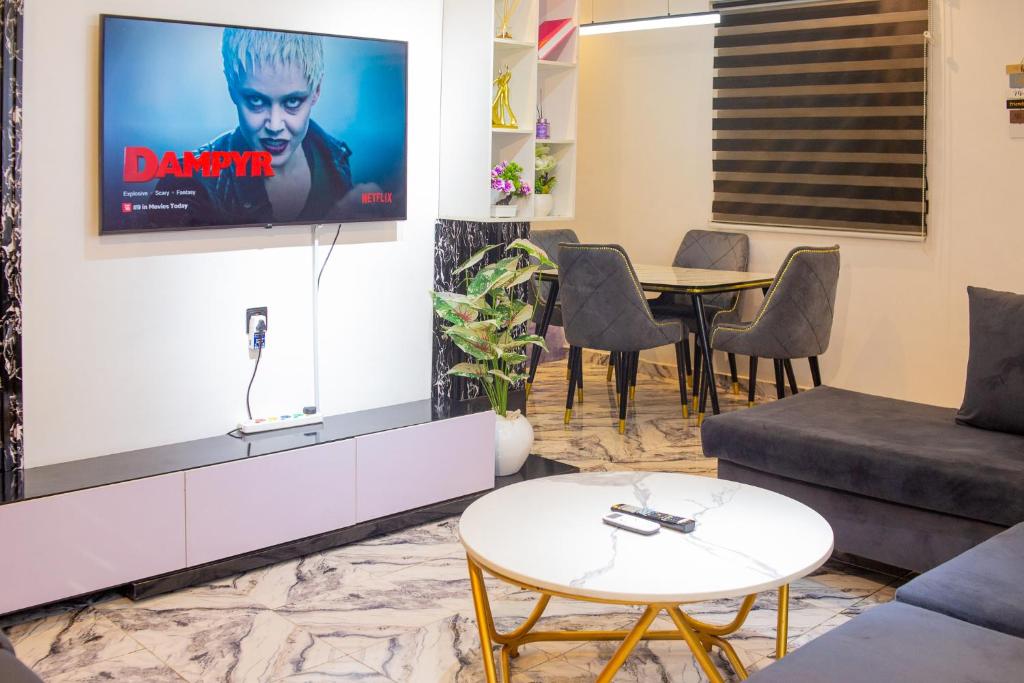 Budos Hauzing, Lagos