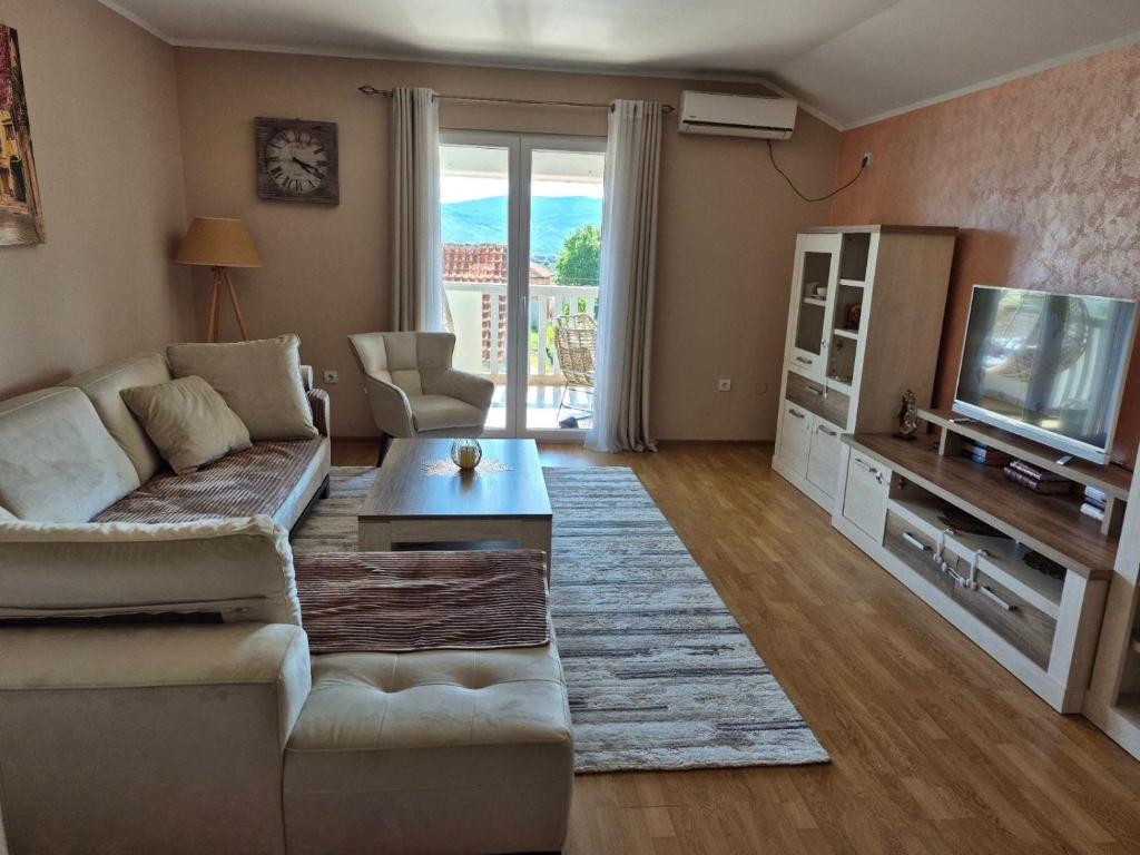 Zorana - 2