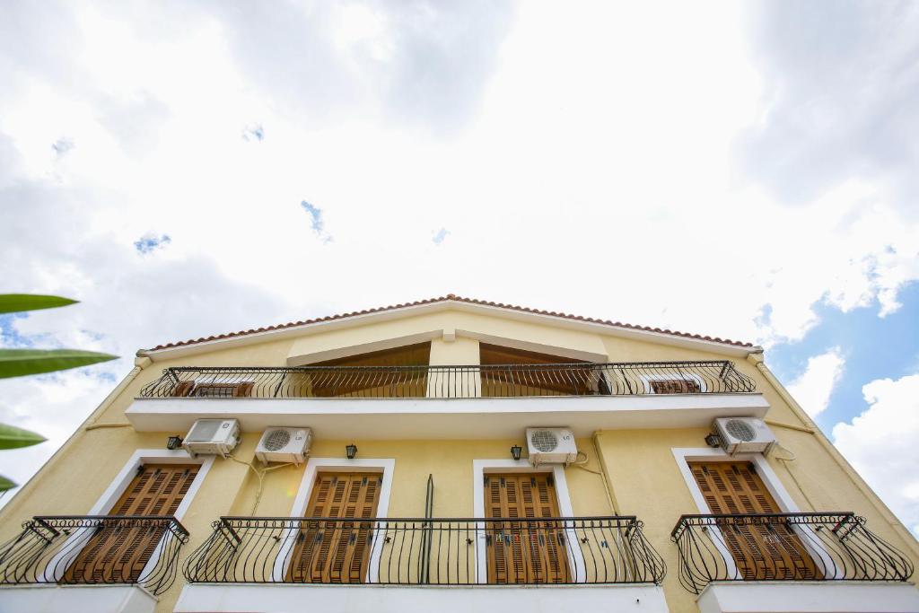 Papadatos Studios photo