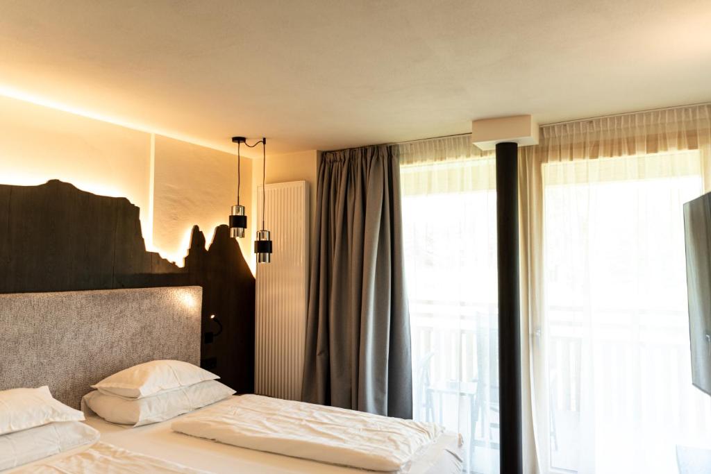 Hotel Pinei - 4