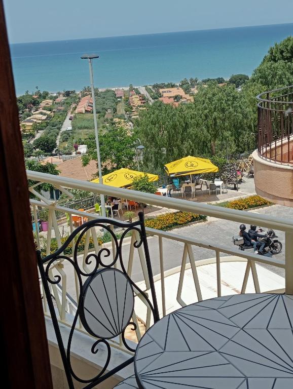 Casa Karmel - 1