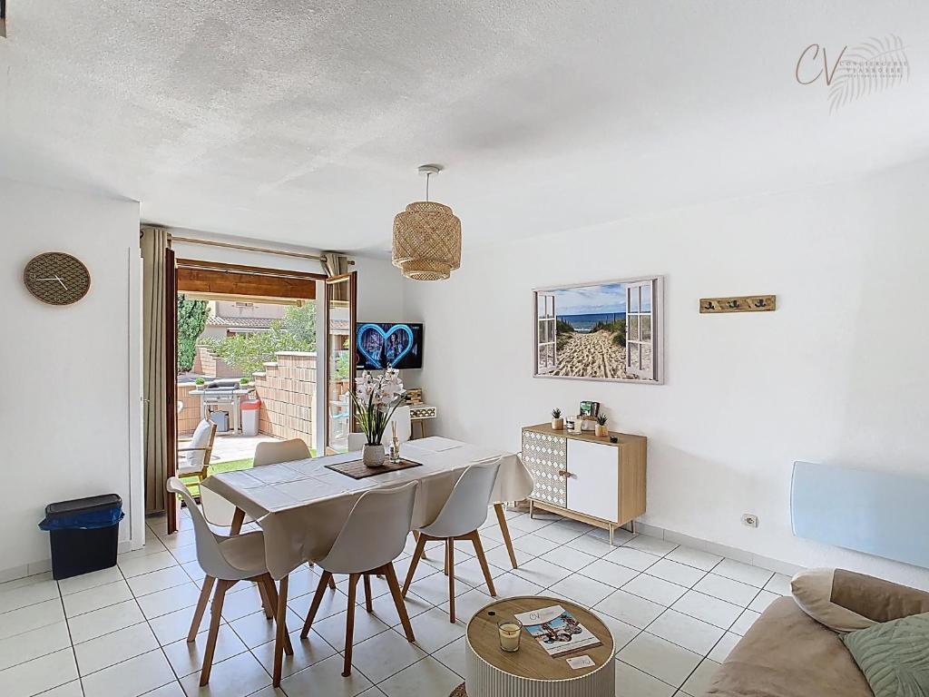 Maison "Douceurs d'Été " Maison de vacances bord de mer à Vias plage - 600m de la plage et du Canal du Midi - Piscine résidentielle, wifi fibre, Activités et Loisirs - 2
