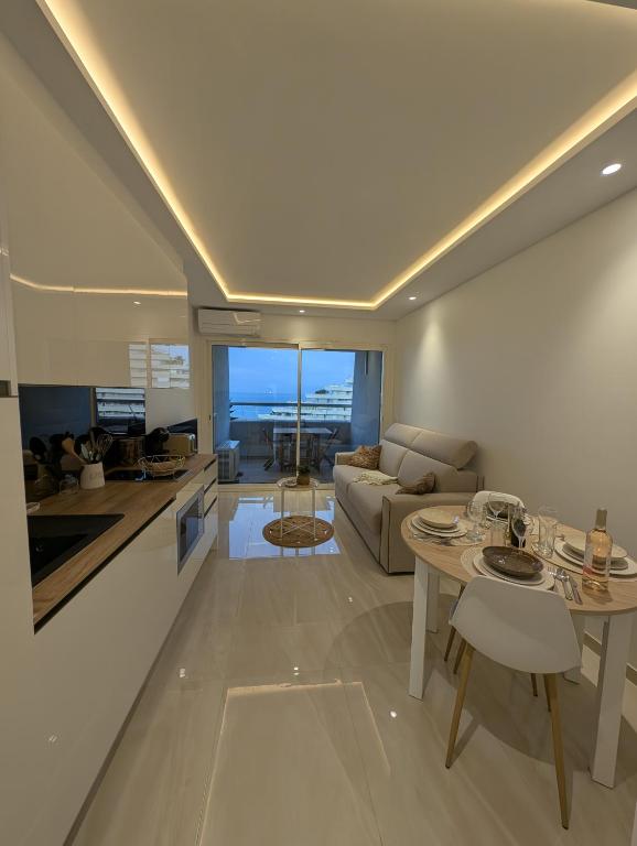 Marina Baie des Anges, Sublime Studio - 5