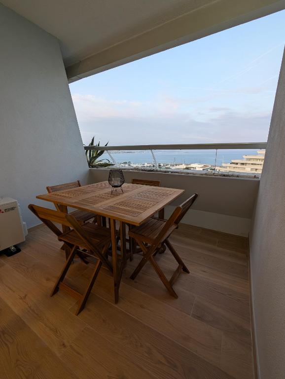 Marina Baie des Anges, Sublime Studio - 2