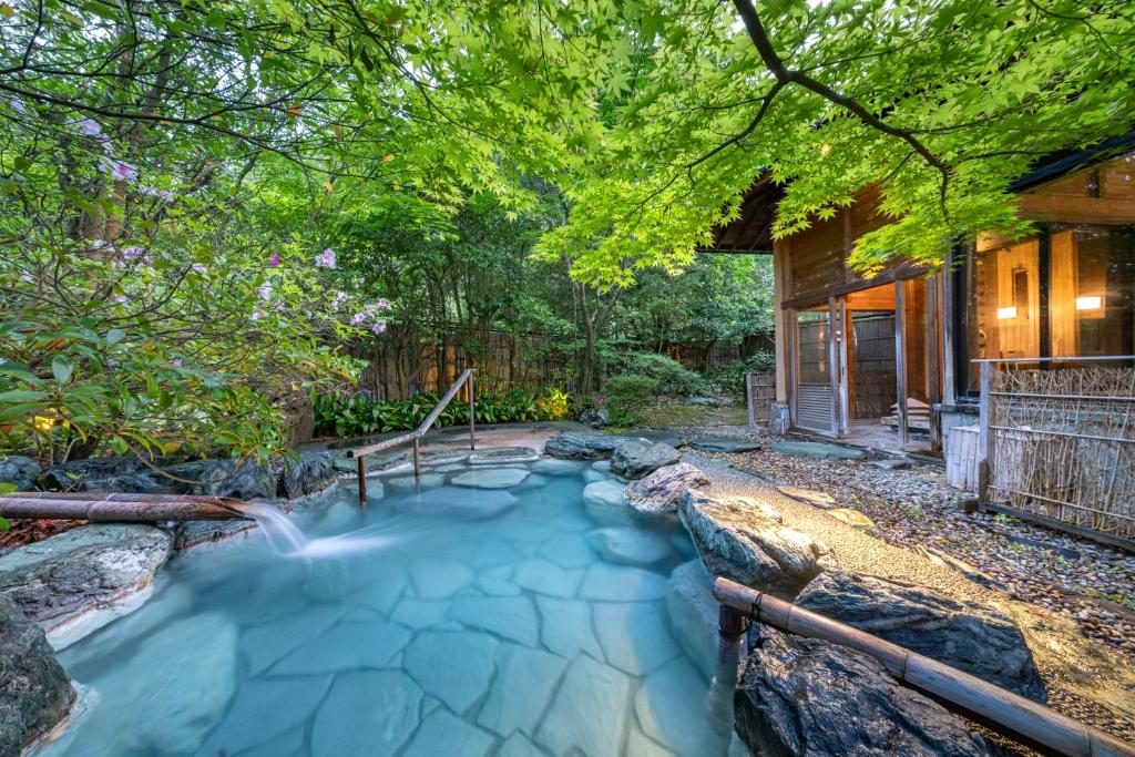 Open air bath, Shaga-no-Sato Yumeya in Niigata