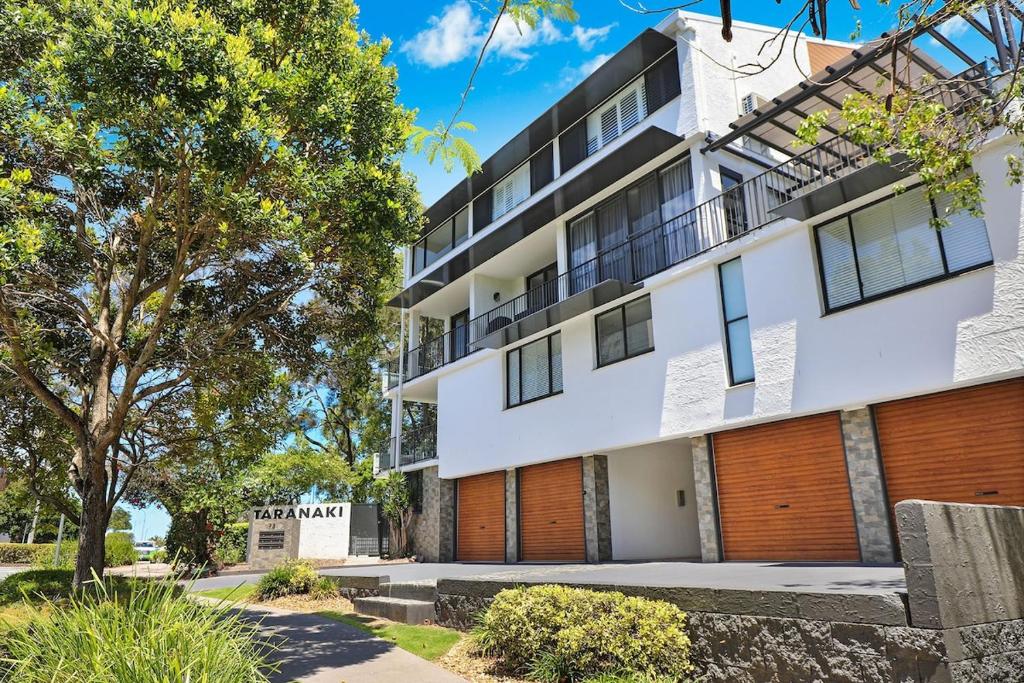 Taranaki 2- Ground Floor, Mooloolaba Beach Apartment, Mooloolaba