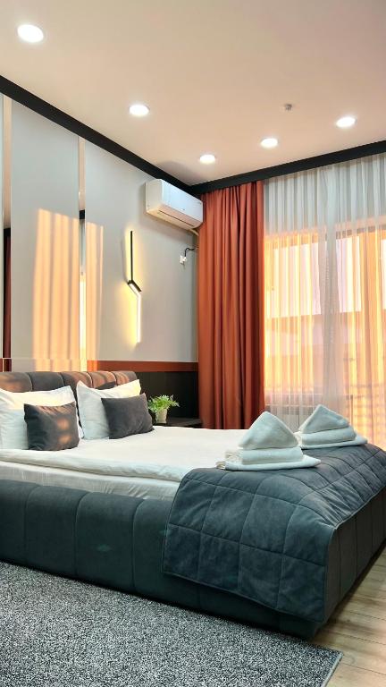 Suncor Hotel, Karakol