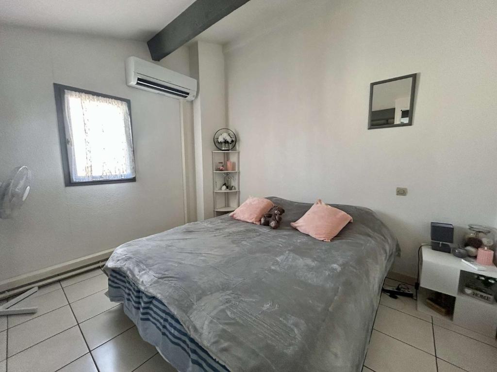 Jolie maison située dans un quartier calme SAINT CYPRIEN SC010-013 - 1