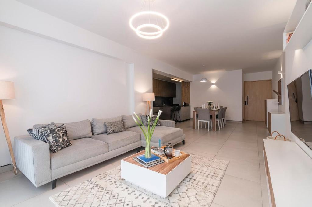 Purple Stays by Your Host, Nairobi