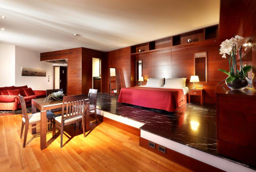 エグゼ インターナショナル パレス (Exe International Palace)