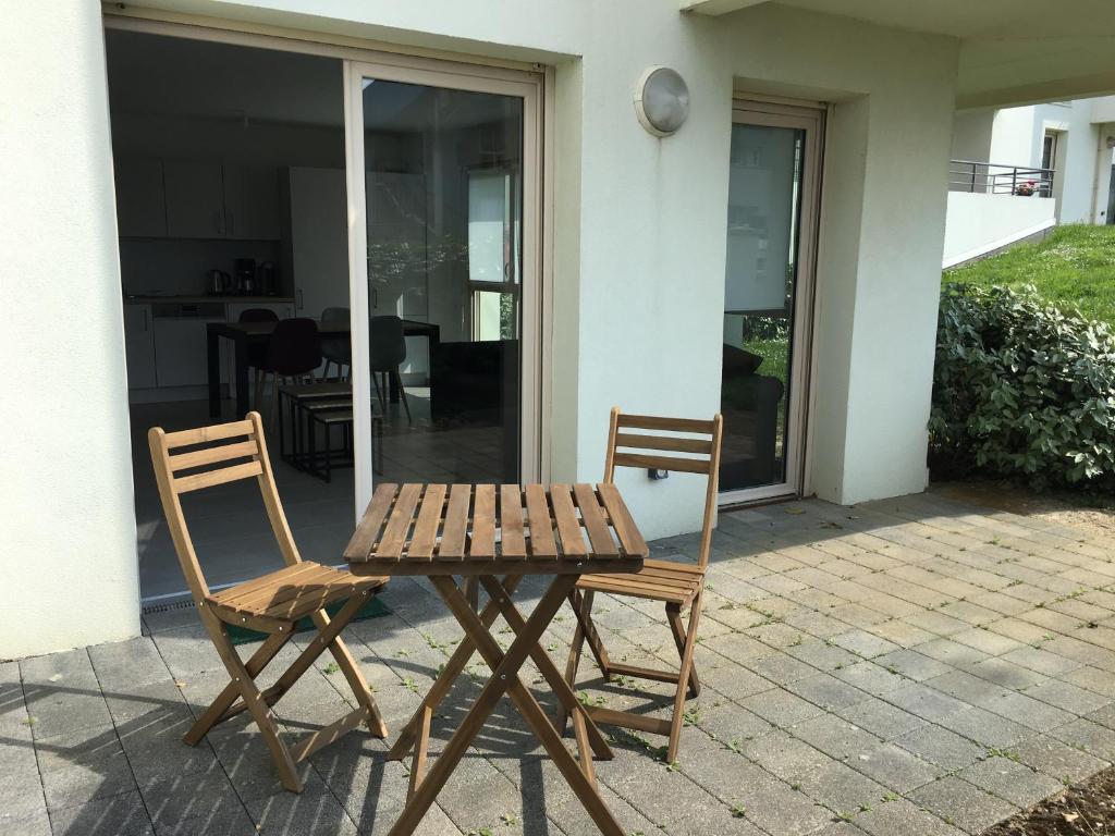 appartement proche de la plage , wimereux , 2 chambres , box stationnement , wifi - 3