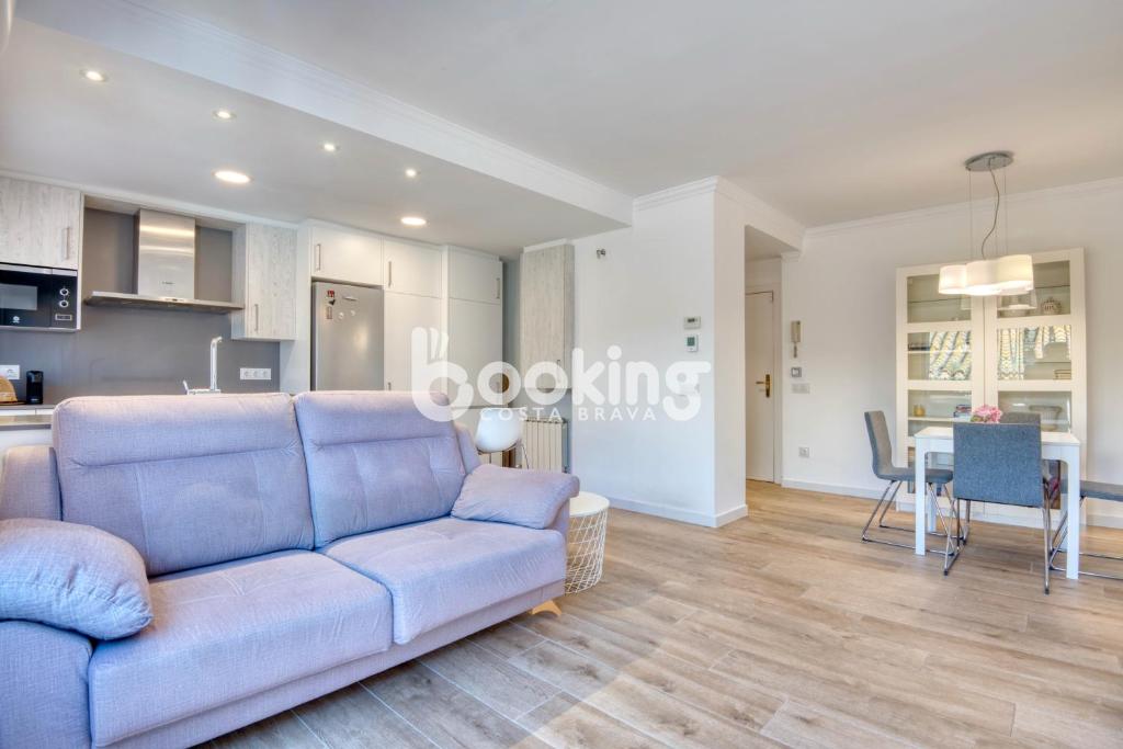 Indústria Apartament per 3 persones a 2 minuts de la platja amb Aire acondicionat i plaça d'aparcament - 4