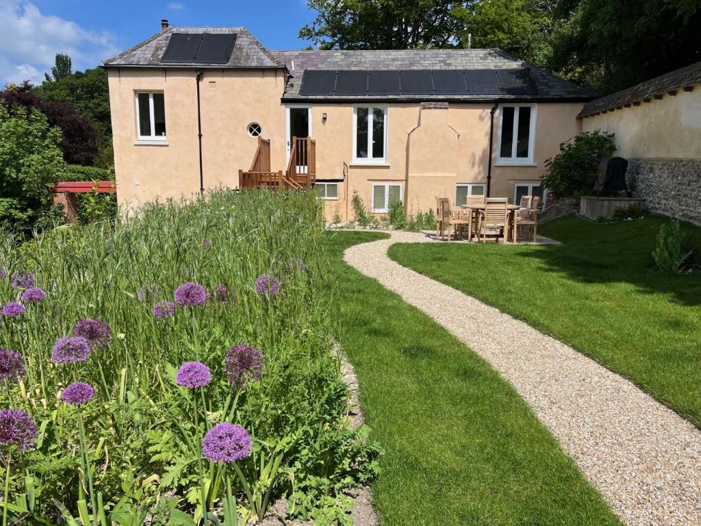 Artist's Studio, Piddlehinton