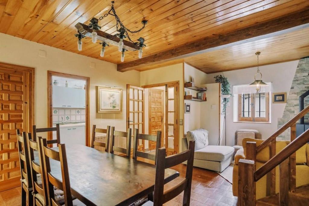 Casa Rural Arix by Cardi Suites - 4