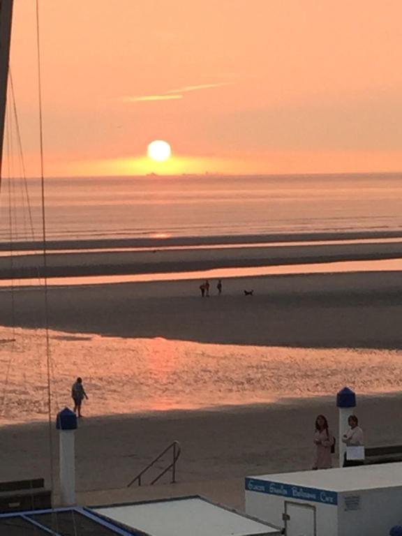 appartement proche de la plage , wimereux , 2 chambres , box stationnement , wifi - 2