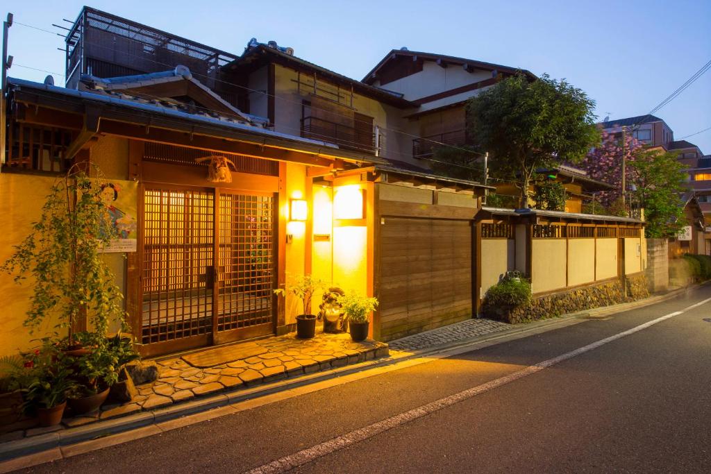 Kamuroan Ryokan (Minshuku) photo