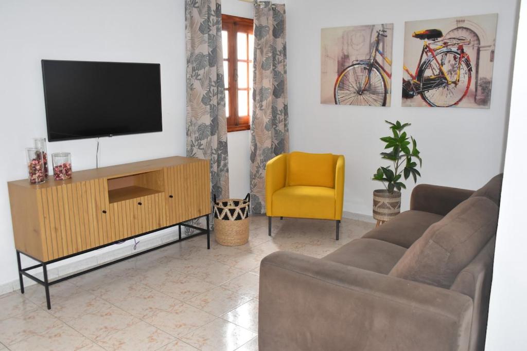 Nicolosa Apartment - 4
