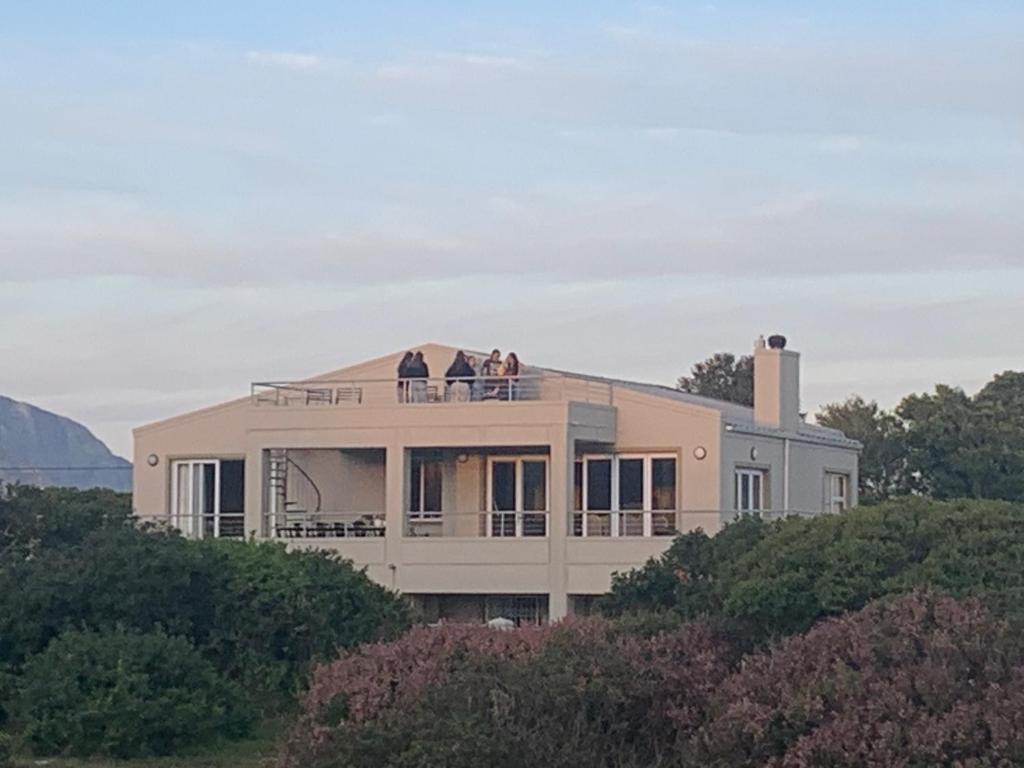 Shores Keep - Self Catering Home, Hermanus