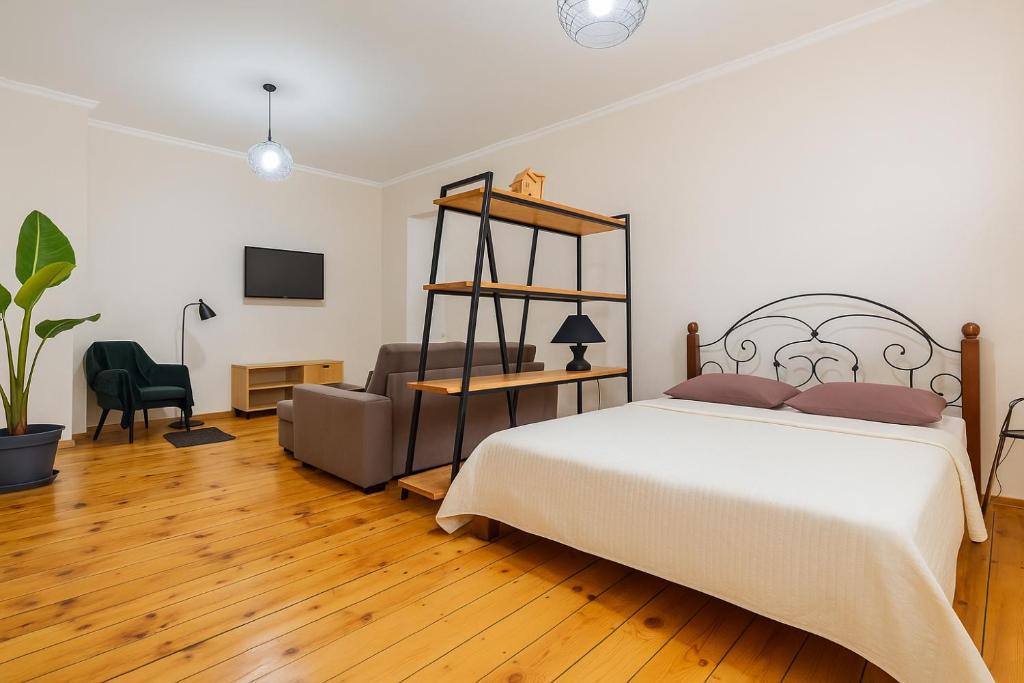 Old Tbilisi Charm, Tbilisi City