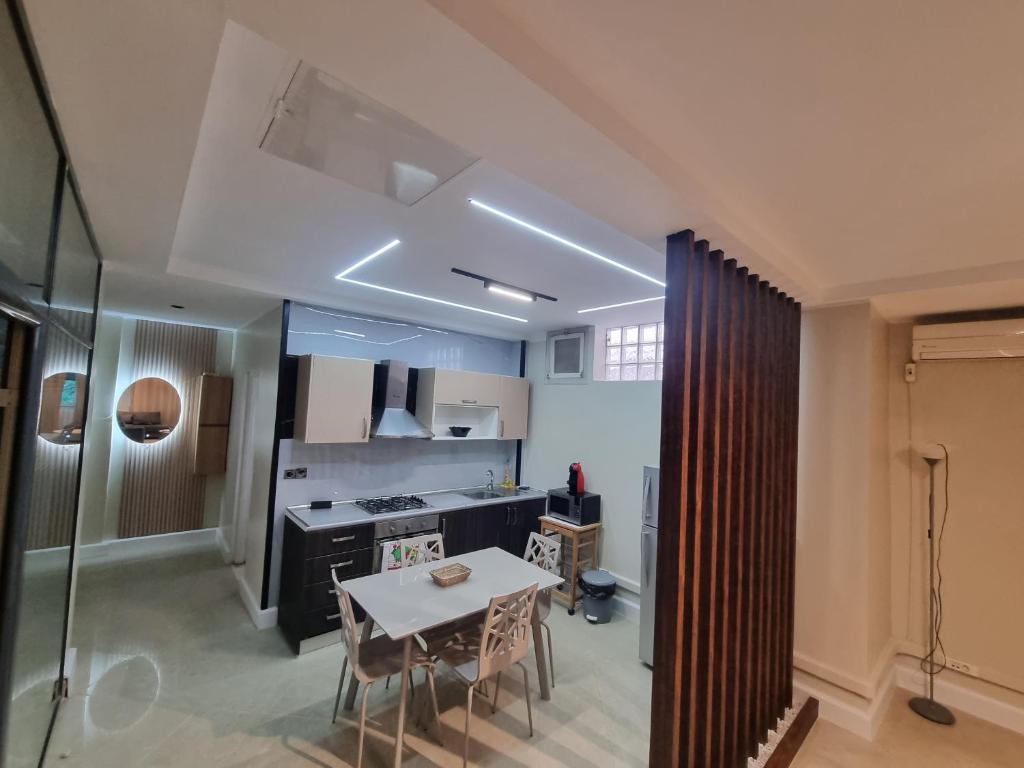 Hydra Résidence Privée, Hydra