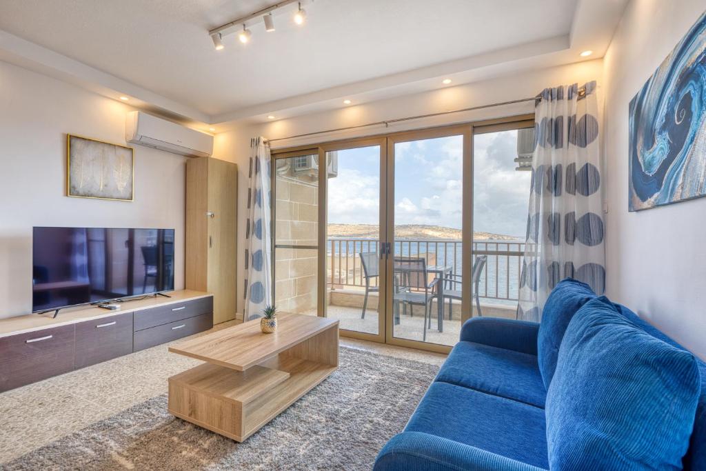 5th floor Seafront Apartment, St Paul's Bay