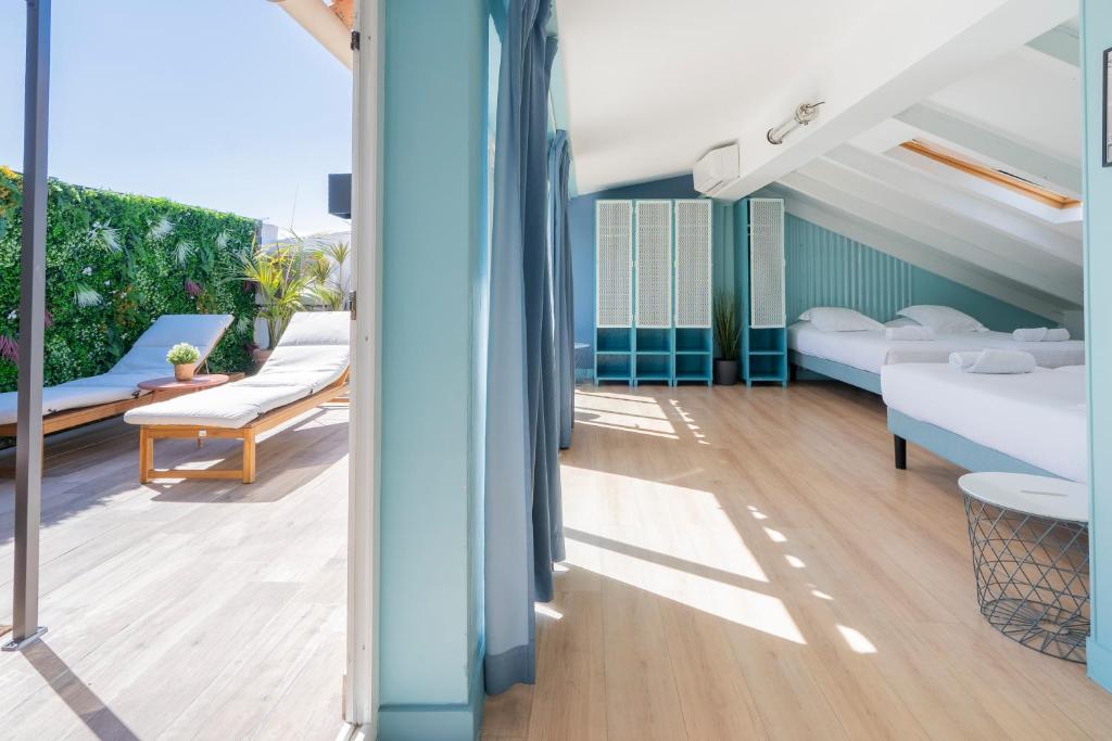 Balcony/terrace, Hotel Ozz By Happyculture in Nice