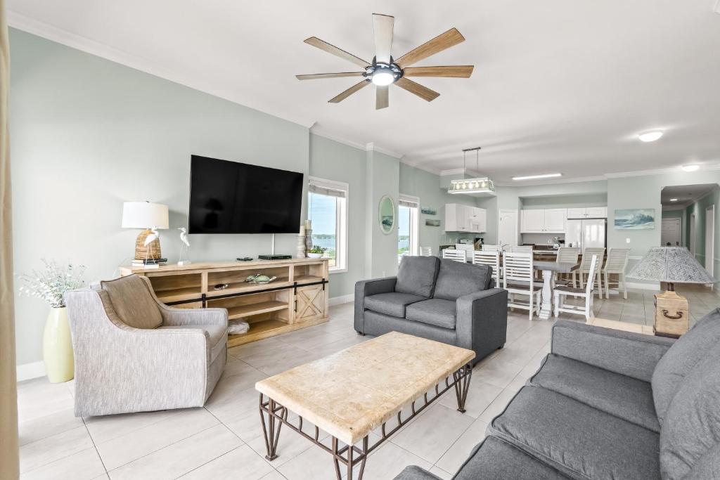 Legacy 802, Gulf Shores